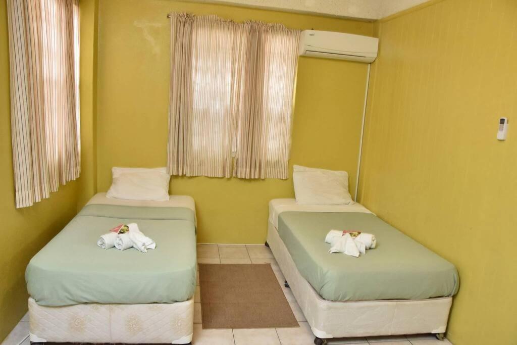 Aanola Villas Castries Exterior foto